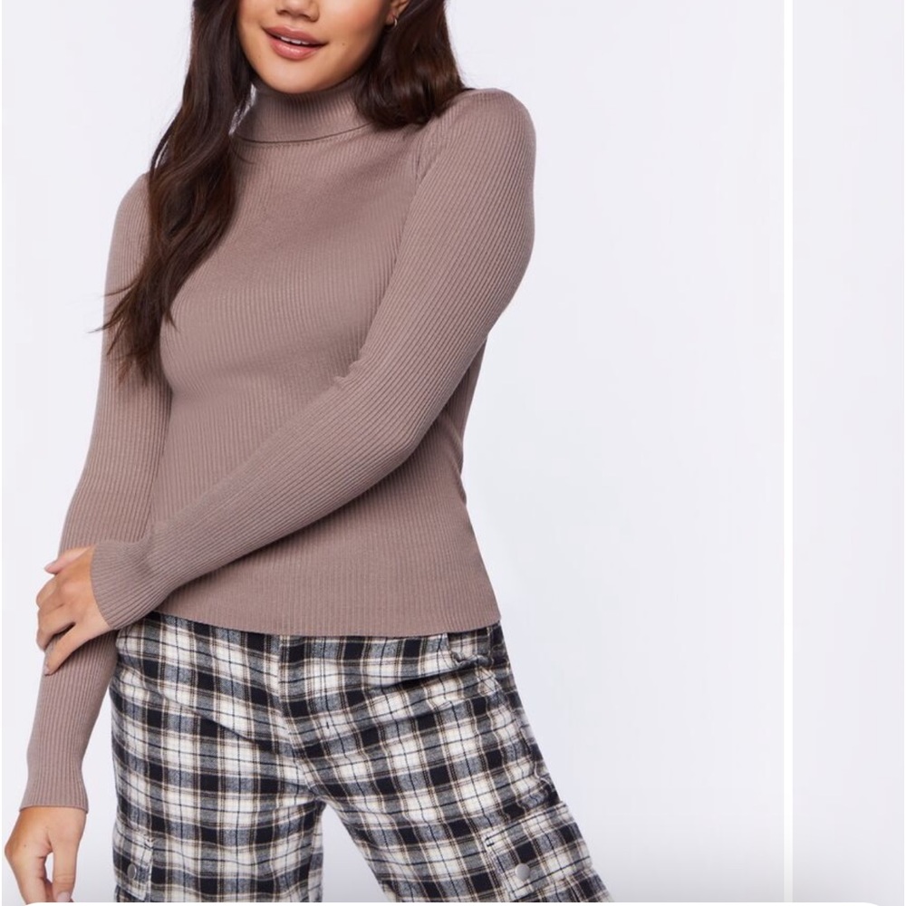 Forever 21 Ribbed Turtleneck Sweater-Knit Top
